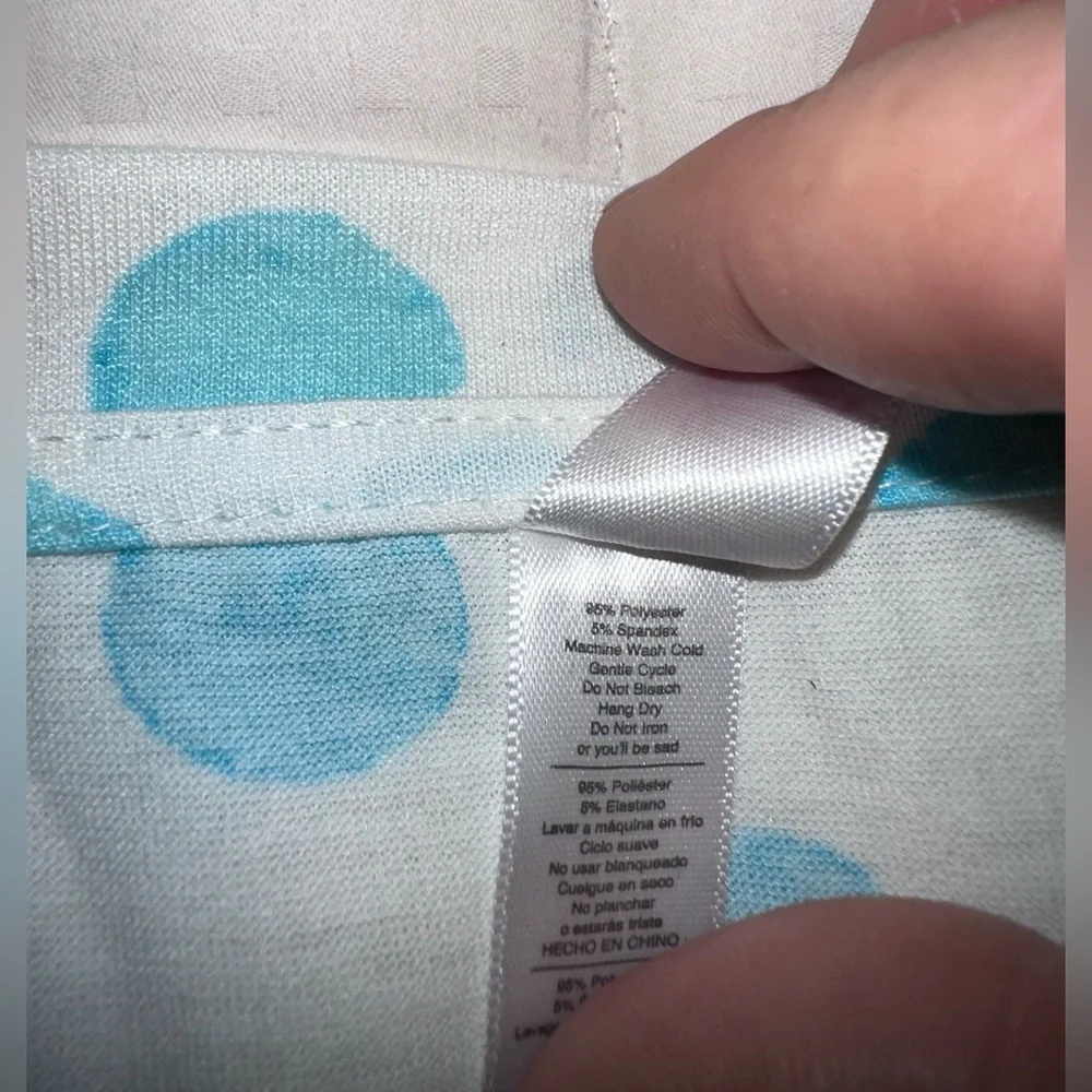 Lularoe large white & turquoise polka dot Christy V neck short sleeve t shirt. - Picture 4 of 6